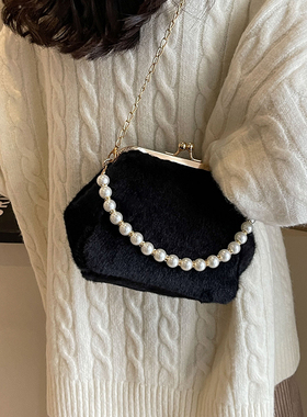 法国洋气时尚珍珠手提包包女2025新款毛毛钱夹子包高级质感单肩包