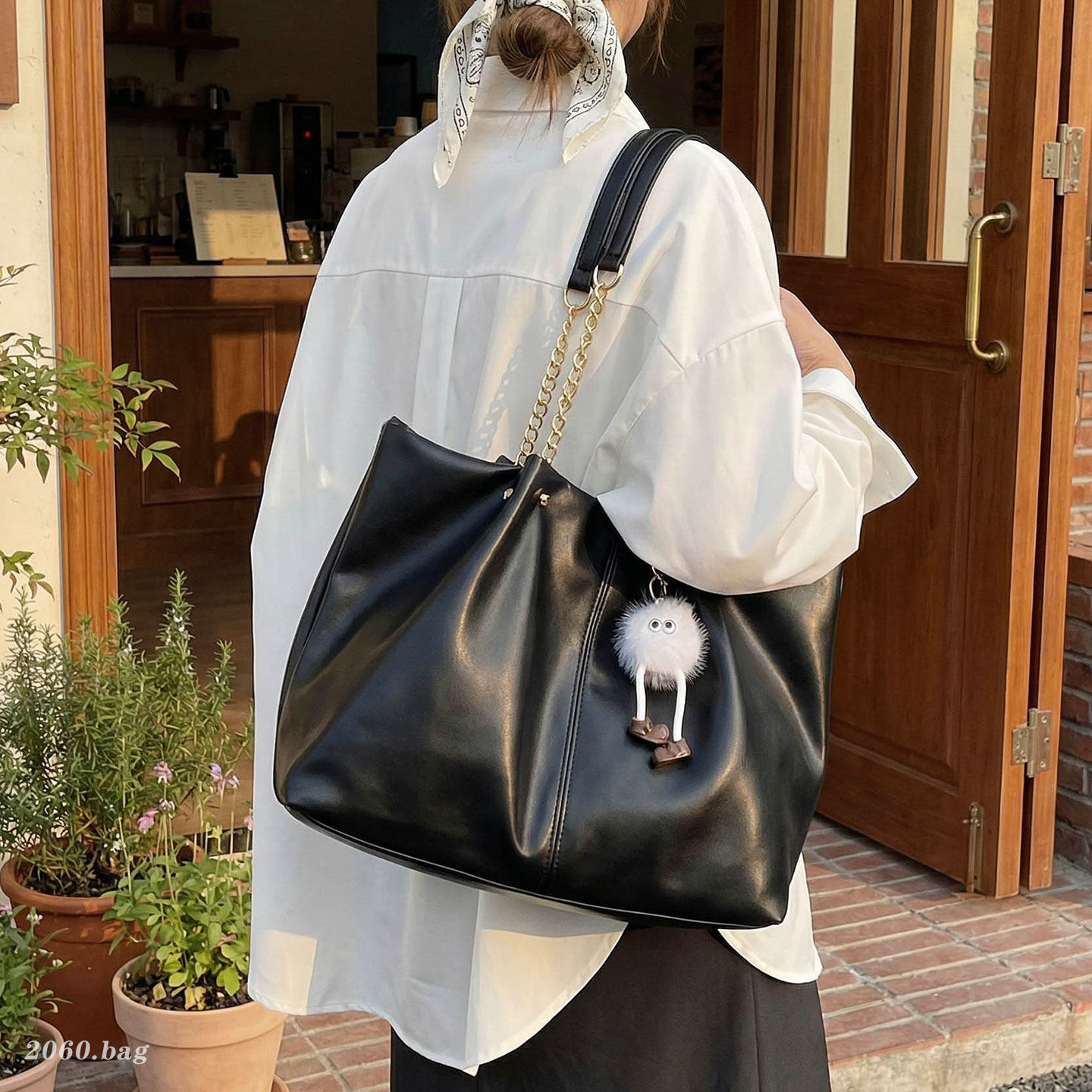 休闲复古高级感时尚通勤托特包2026新款女式百搭气质单肩包包