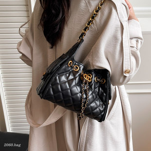 菱格链条百搭气质水桶包包2025小香风秋冬新款 斜挎包 女高级感爆款