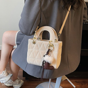 高级感气质菱格戴妃包包小众设计女式2026新款百搭时尚单肩斜跨包