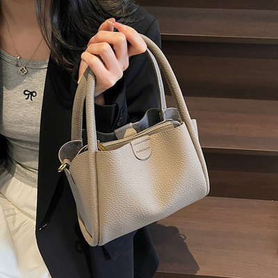 小众设计简约气质单肩包