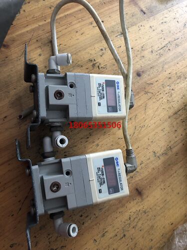 SMC  ITV2030-012BL200元有2个邮