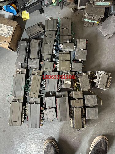 PLC/S7-200/CPU226/EM235实物图