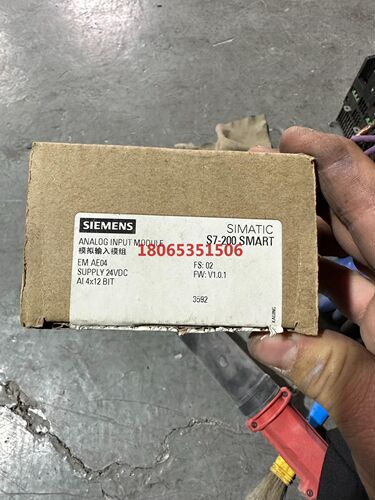PLC/S7-200SMART/EMAE04/6ES7