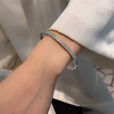 超闪满天星银色满钻手镯2024新款大气轻奢气质手环名媛风百搭爆款