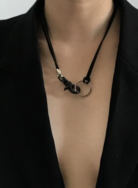 小众黑色麂皮绒不锈钢皮革项链