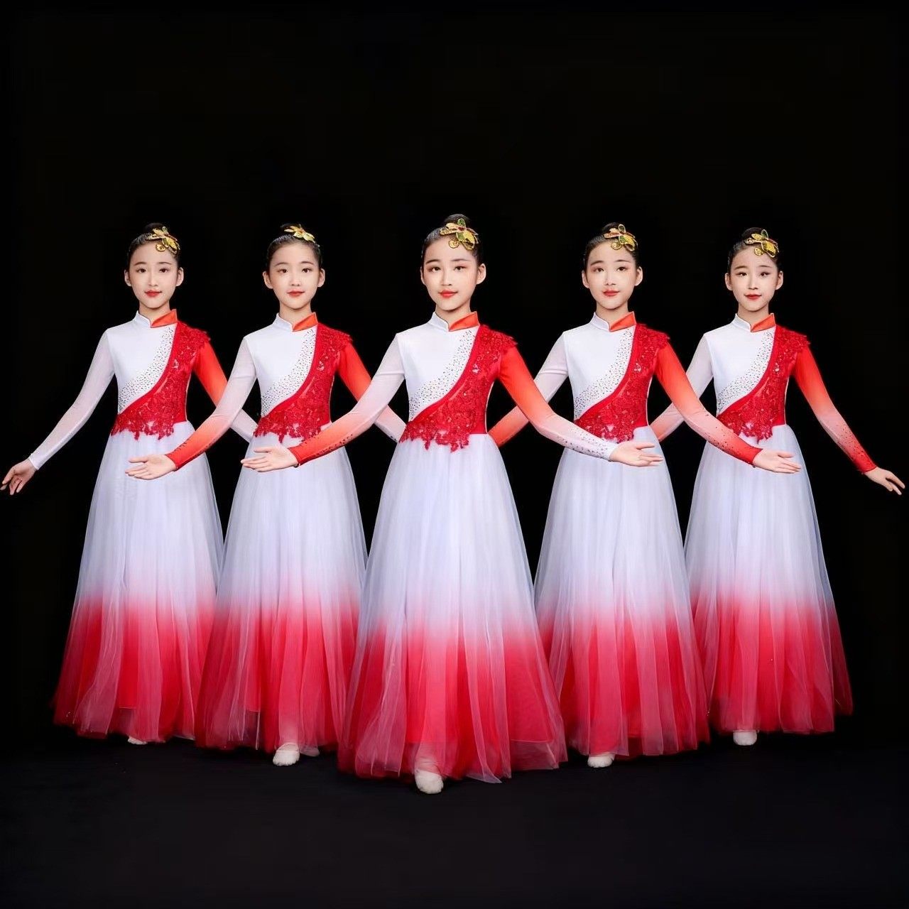 儿童合唱演出服灯火里的中国舞蹈