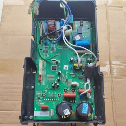 志高空调Pu925aY075-T外机主板F1P7故障348通用FA内机原装全新柜