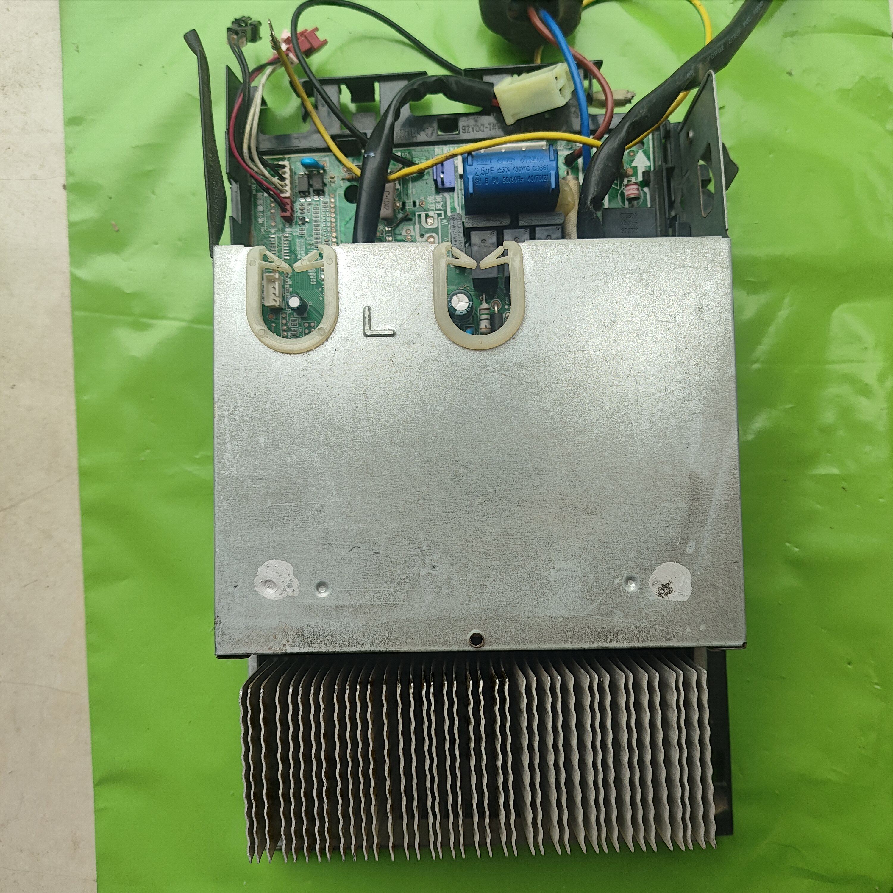 美的空调主板P4倒扣PF二手交流E12P两匹变频P1铁壳1.5P