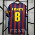 09-10 Barcelona Home League No. 8 Iniesta + 2 Armbands