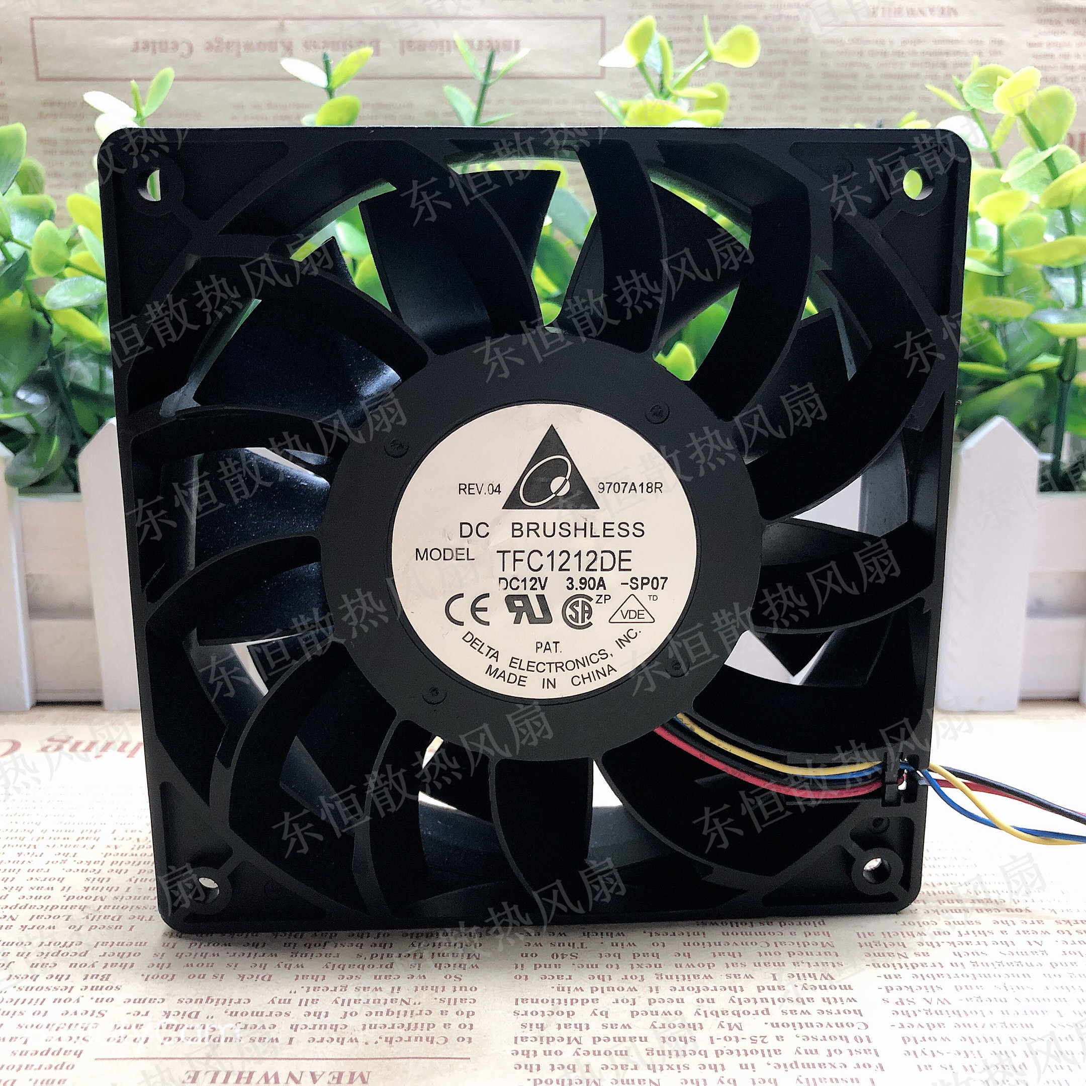 原装台达TFC1212DE 12038 12V 3.90A 12CM超大风量双滚珠暴力风扇