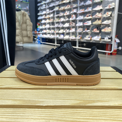 Adidas/阿迪达斯运动休闲鞋板鞋