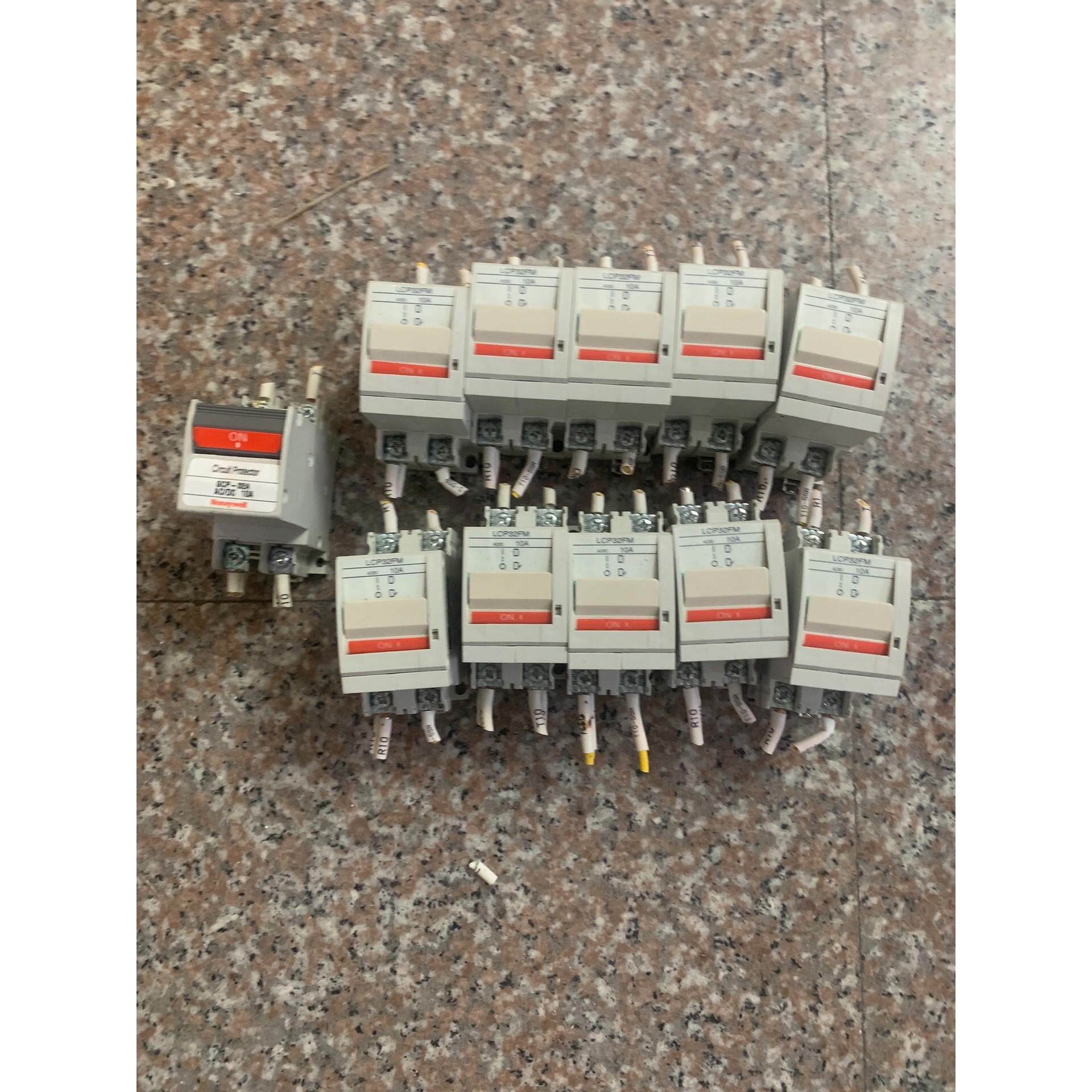 LS 设备用断路器 LCP32FM10 10个GCP-询价