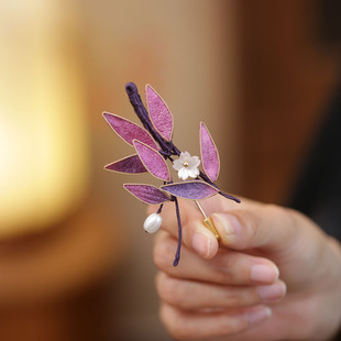 手工掐丝叶子西服胸针高端精致时尚紫色胸花布艺衣服点缀别针装饰