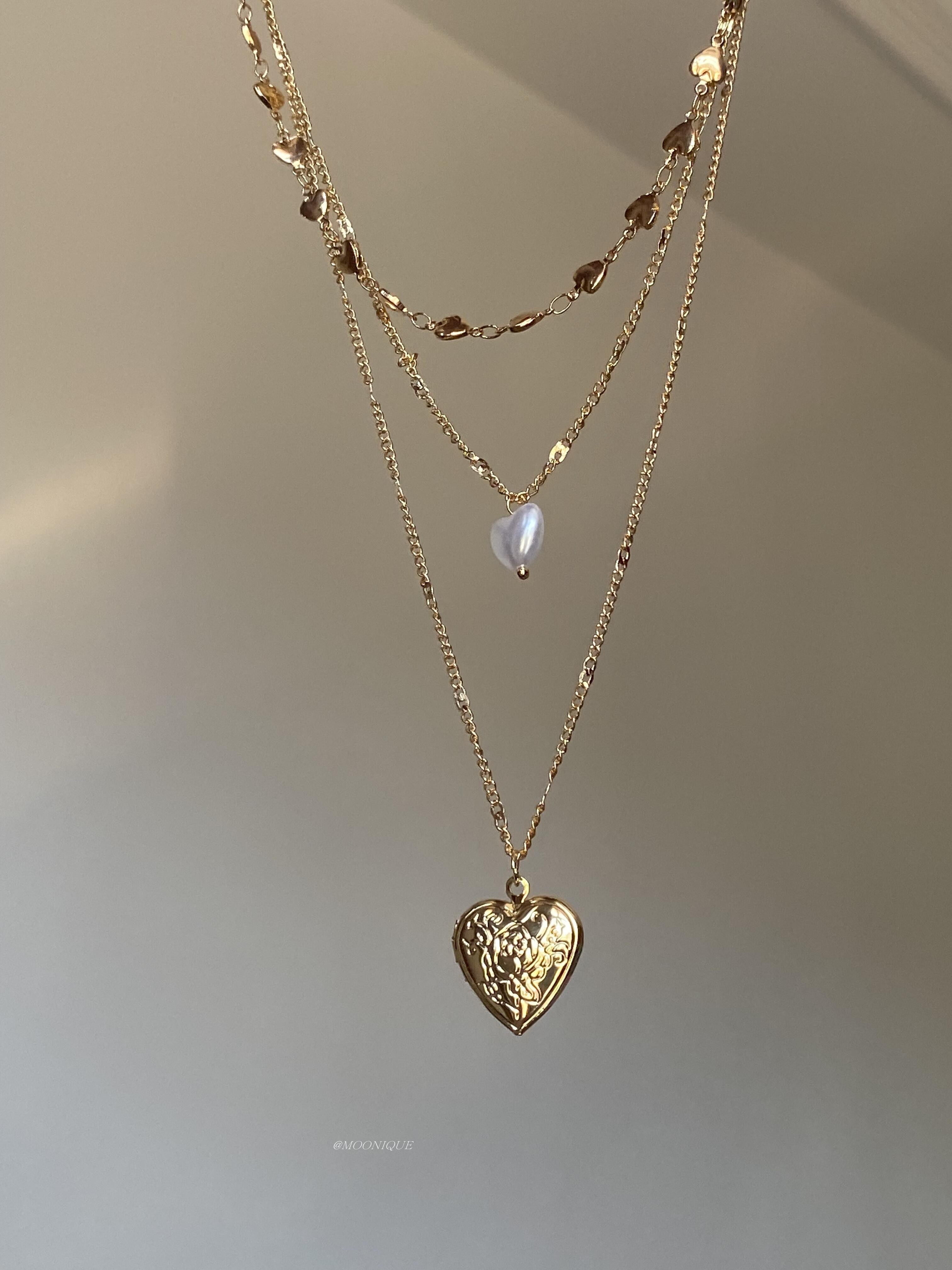 2-Layer Heart Locket Necklace with Openable Pendant - Taobao product photo 2
