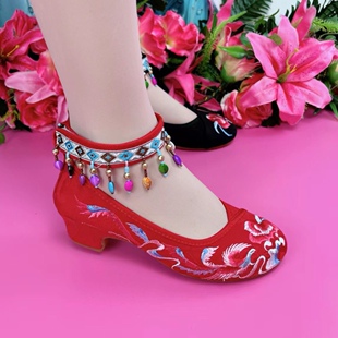 春夏原创民族风鞋子女刺绣花吊坠布鞋百搭浅口广场舞鞋坡跟女鞋