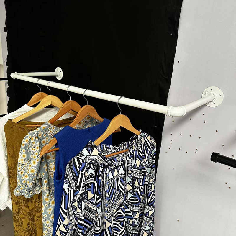 外贸库存处理白色工业风格水管挂衣杆女装男装晾衣架服装存储架