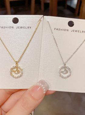 法式轻奢时尚镶钻圆环海豚吊坠