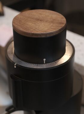 胡桃木LagomP100P64盖子
