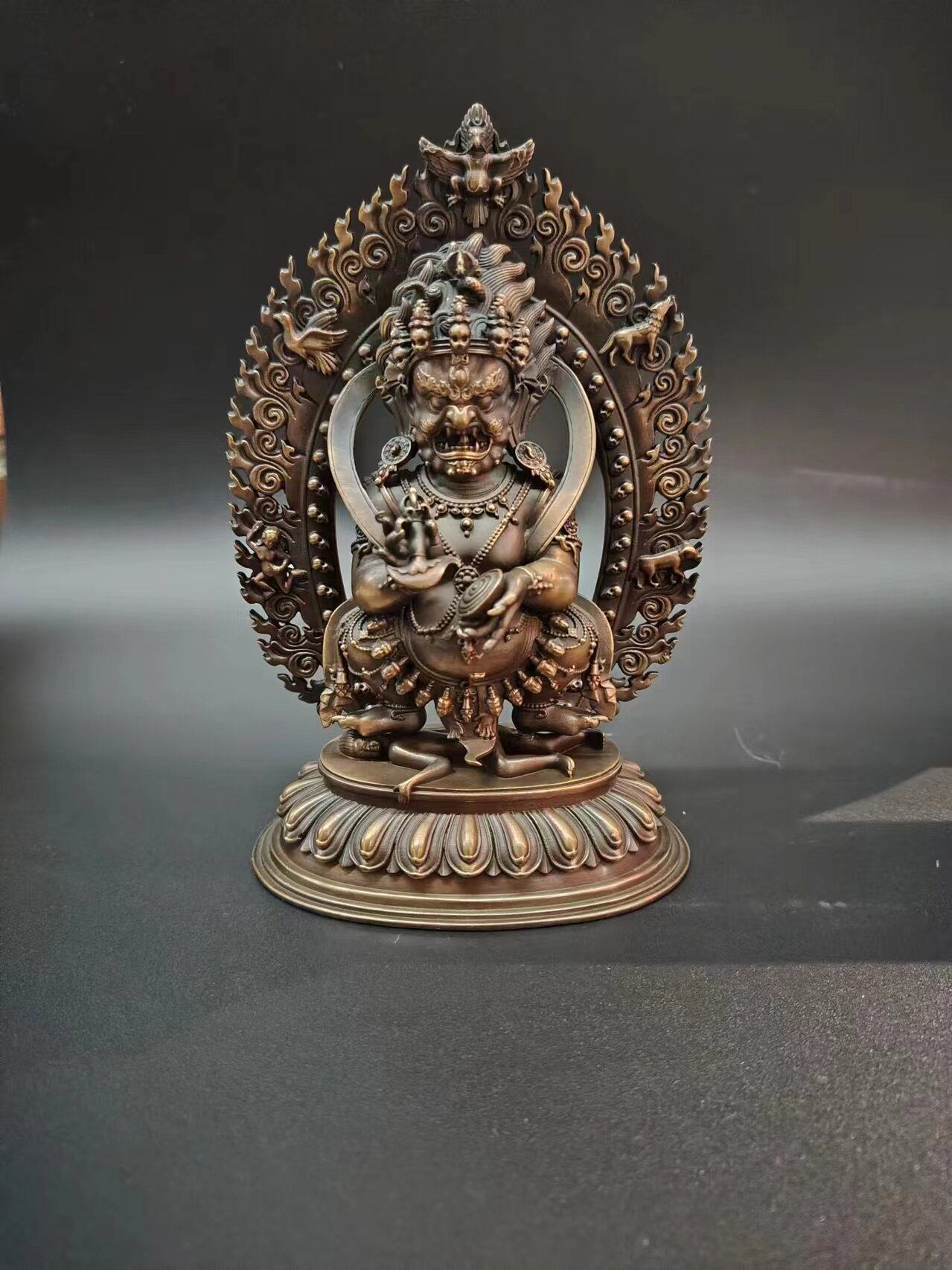 紫铜做旧藏传二臂玛哈嘎拉佛像摆件室内家用工艺品17.5cm可装藏