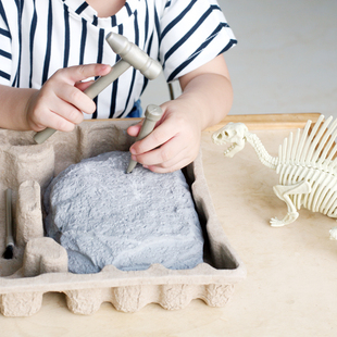 恐龙化石考古挖掘玩具骨架模型盲盒儿童手工挖宝藏挖矿挖宝石六一