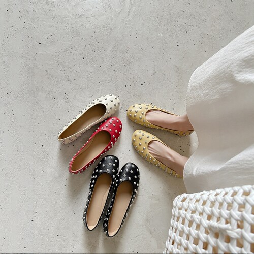 2026新款莞产真皮女鞋时尚休闲鞋平底鞋舒适百搭女鞋铆钉芭蕾舞鞋