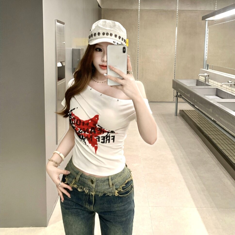美式辣妹风斜肩铆钉短袖T恤女字母星星印花修身掐腰夏季上衣街头