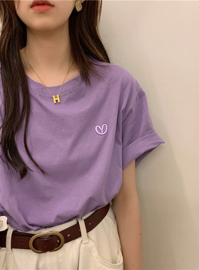 绿色短袖T恤女宽松大码2023年夏装新款字母内搭洋气刺绣半袖上衣