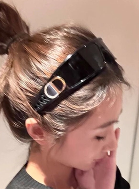 发窟墨镜网红同款春夏发箍墨镜女款高级感网红时髦拍照凹造型太