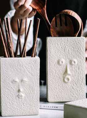 陶瓷装筷子筒家用多功能北欧桌面厨房新颖创意表情摆件筷子篓收纳