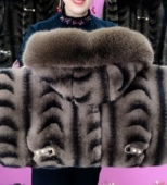 外套 妈妈皮毛保暖大衣外套一体中长款 2024水貂新款 冬装