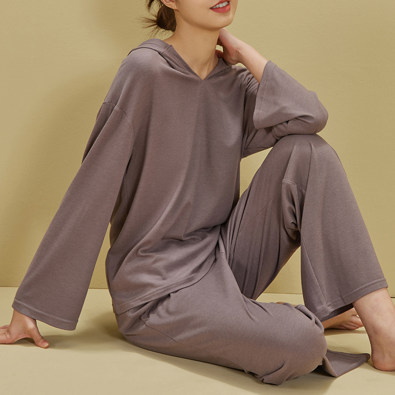 软绵绵连帽长袖长裤家居服两件