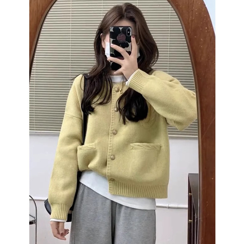 毛衣外套女针织开衫2024新款爆款洋气时尚秋冬韩系温柔慵懒风上衣