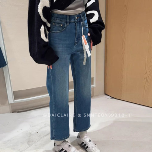 代嘉儿高腰小马刺绣九分法棍裤女