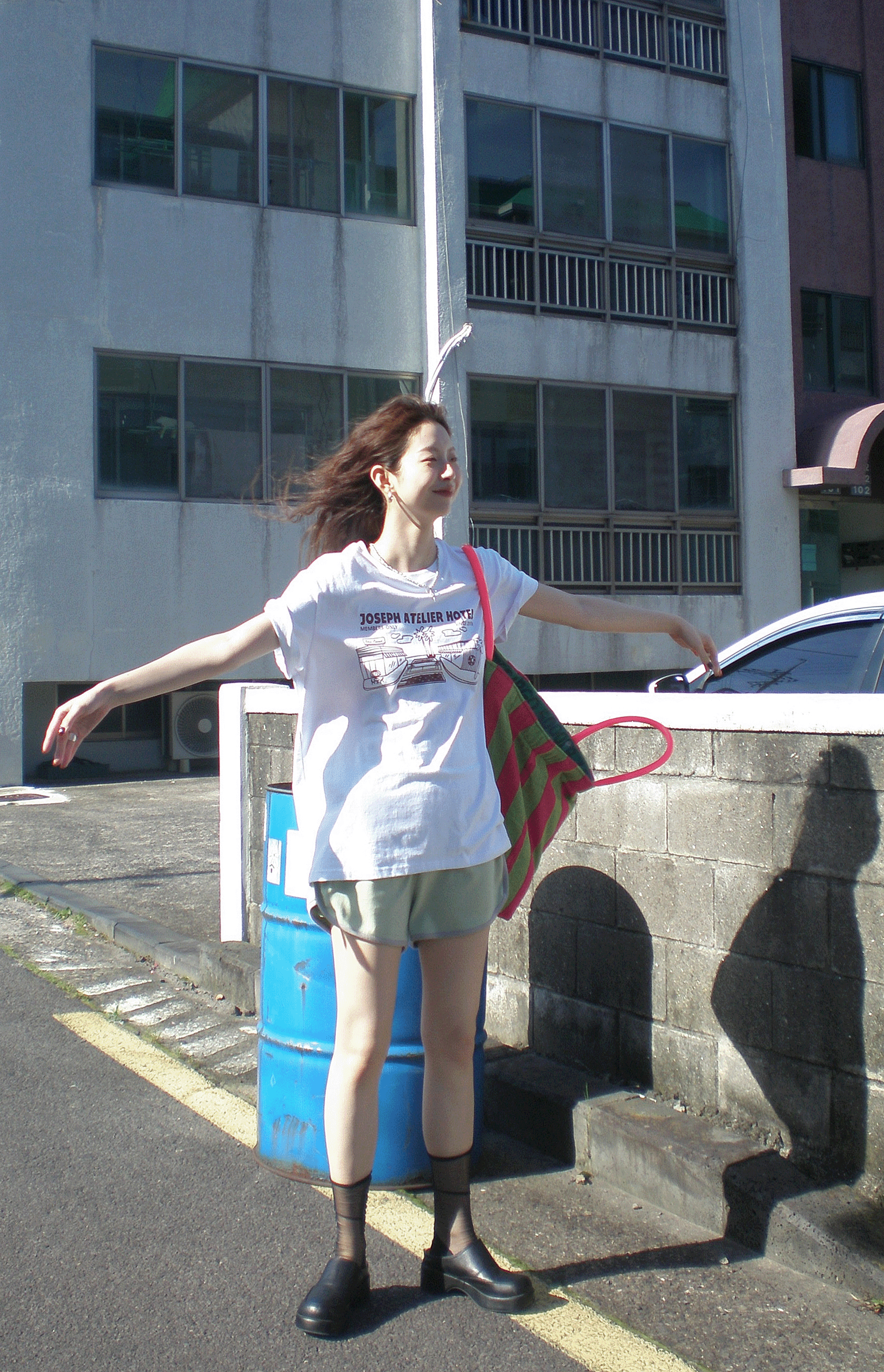 Hellooo Eat корейская футболка с круглым воротом и принтом 2024 летняя хлопковая тонкая модель с короткими рукавами трех цветов