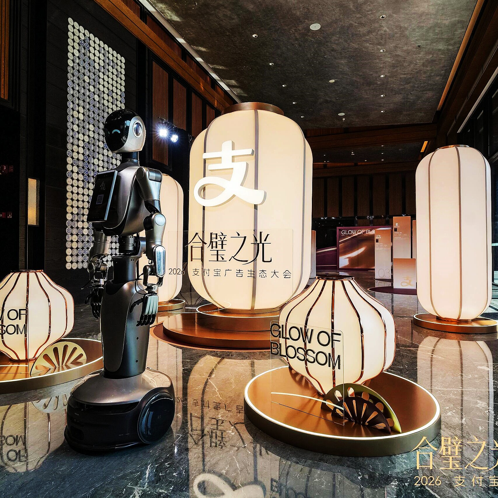 新中式渐变色可定制超大巨型户外灯笼