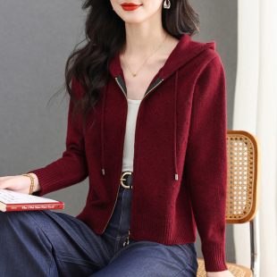 潮 宽松小个子拉链毛衣短外套妈妈装 秋冬女士连帽针织开衫 2025新款