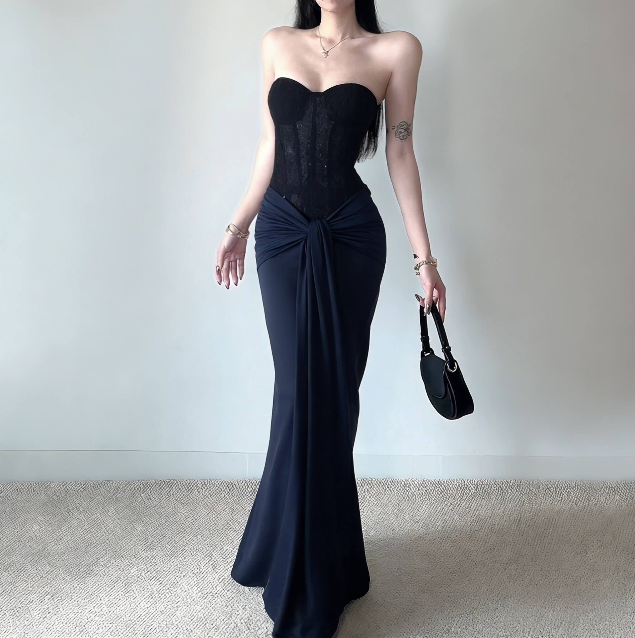 高级感抹胸连衣裙女夏季收腰绑带鱼骨长裙性感包臀裙生日宴会礼服