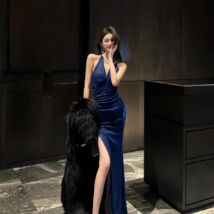 蓝色性感细闪V领挂脖礼服裙2025夏季 高级感晚宴气质开叉礼服 新款