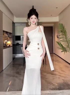 instunning法式白色露肩抹胸连衣裙女夏季新款修身鱼尾礼服长裙子