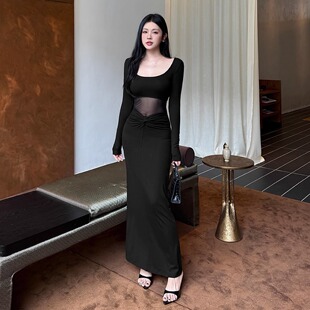 法式性感黑色方领长袖网纱连衣裙女秋季新款褶皱显瘦辣妹包臀裙子
