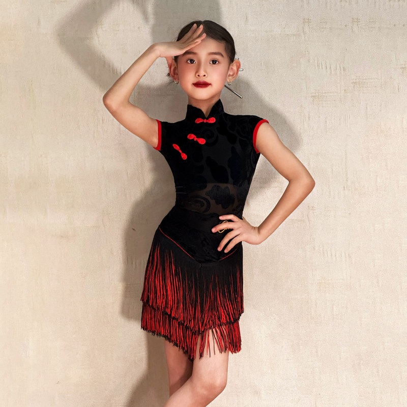 康尼拉丁舞服女少儿春夏新款高级感上衣流苏裙套装表演出训练功服