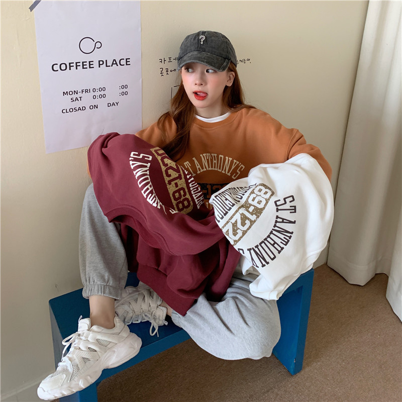 Real shot Korean salt retro letter printed loose Plush crew neck sweater