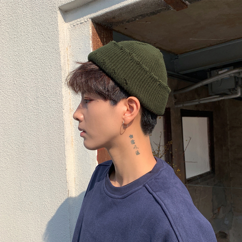 磨破韩版保暖军绿色短款毛线帽