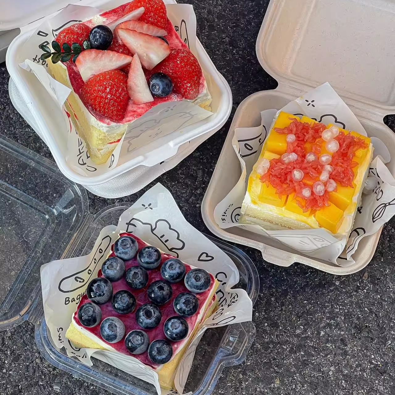 网红提拉米苏包装盒切件蛋糕切块巴斯克固体杨枝甘露千层打包烘焙