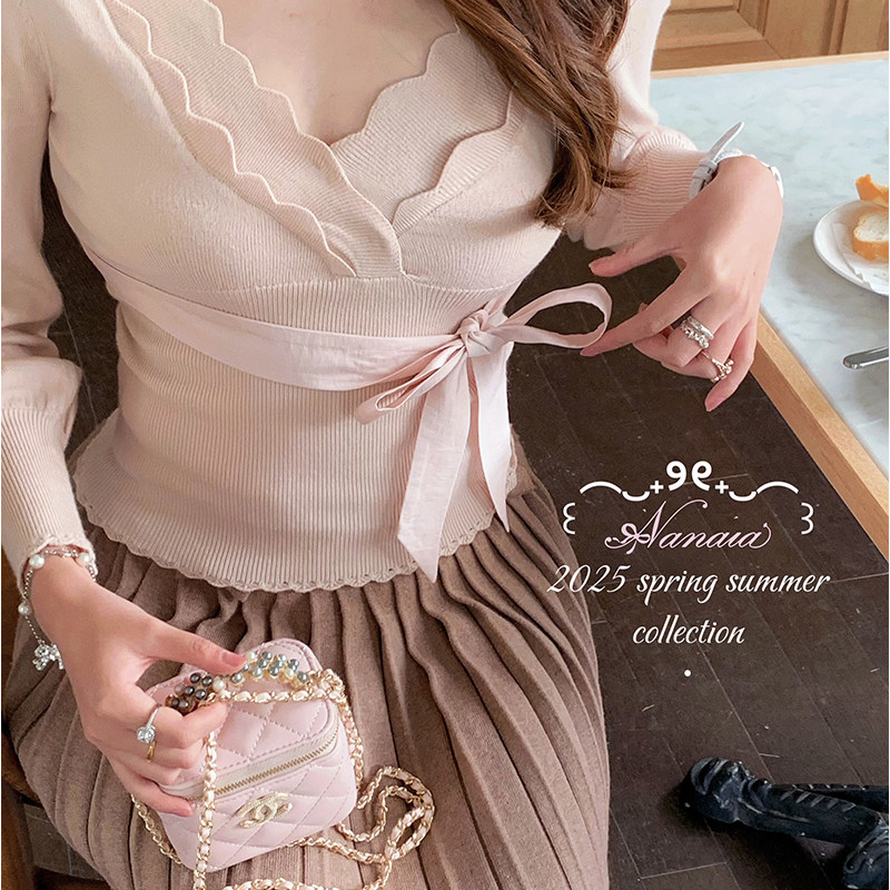 甜水仙 花瓣奈奈 设计感一字肩毛针织衫蝴蝶结外绑带设计打底衫