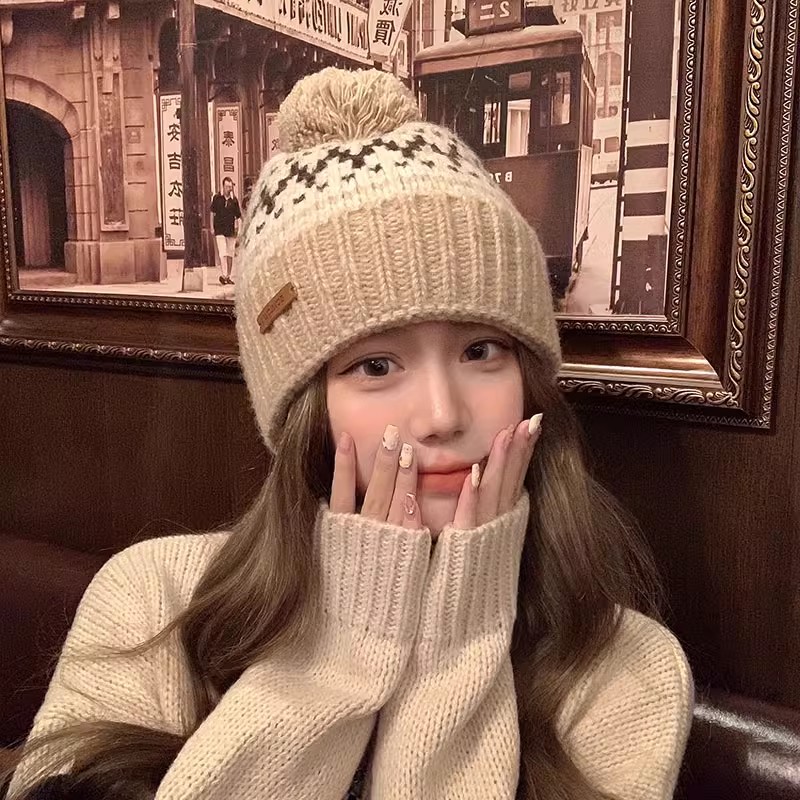 灵允针织帽逛街休闲女冬厂家直销