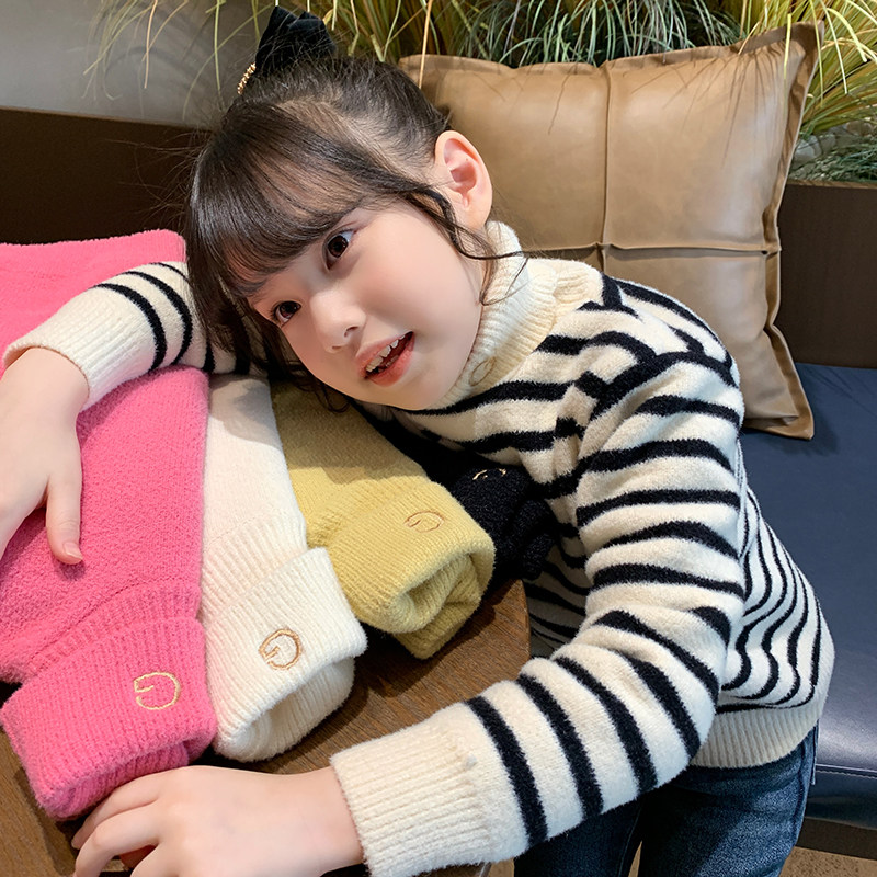 小蜜蜂女童双面呢一体绒高领毛衣