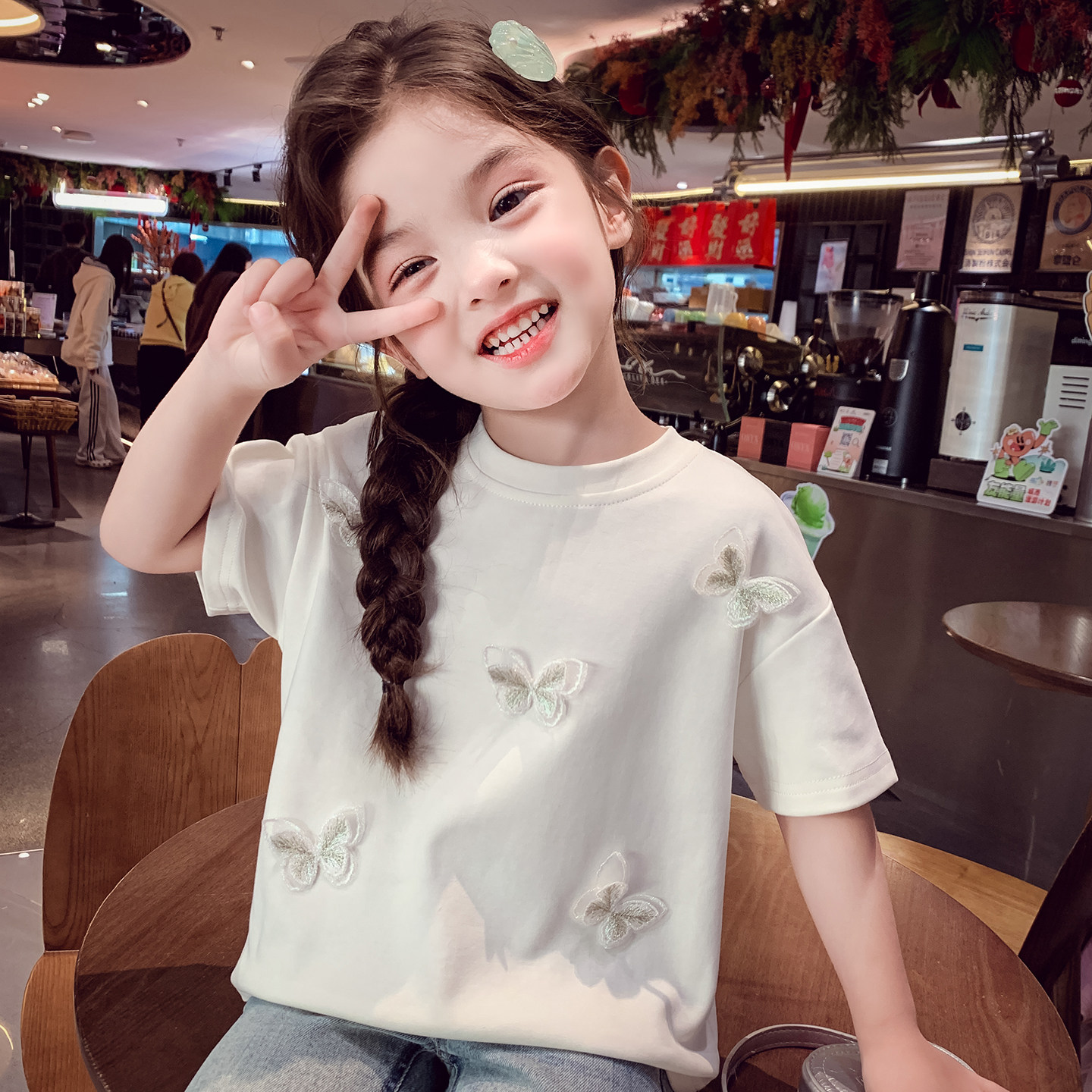 女童短袖T恤夏装2026新款洋气儿童网红休闲上衣小女孩百搭打底衫