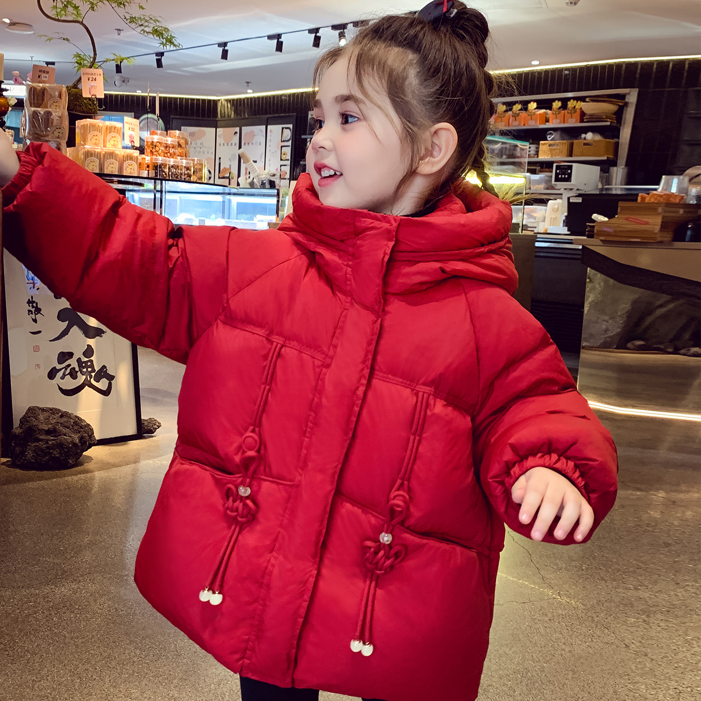 米米哈罗女童90白鸭绒羽绒服冬2025新款儿童加厚保暖连帽短款外套
